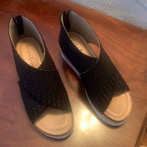 New DIBA True Gang Way blk/snk suede bootie